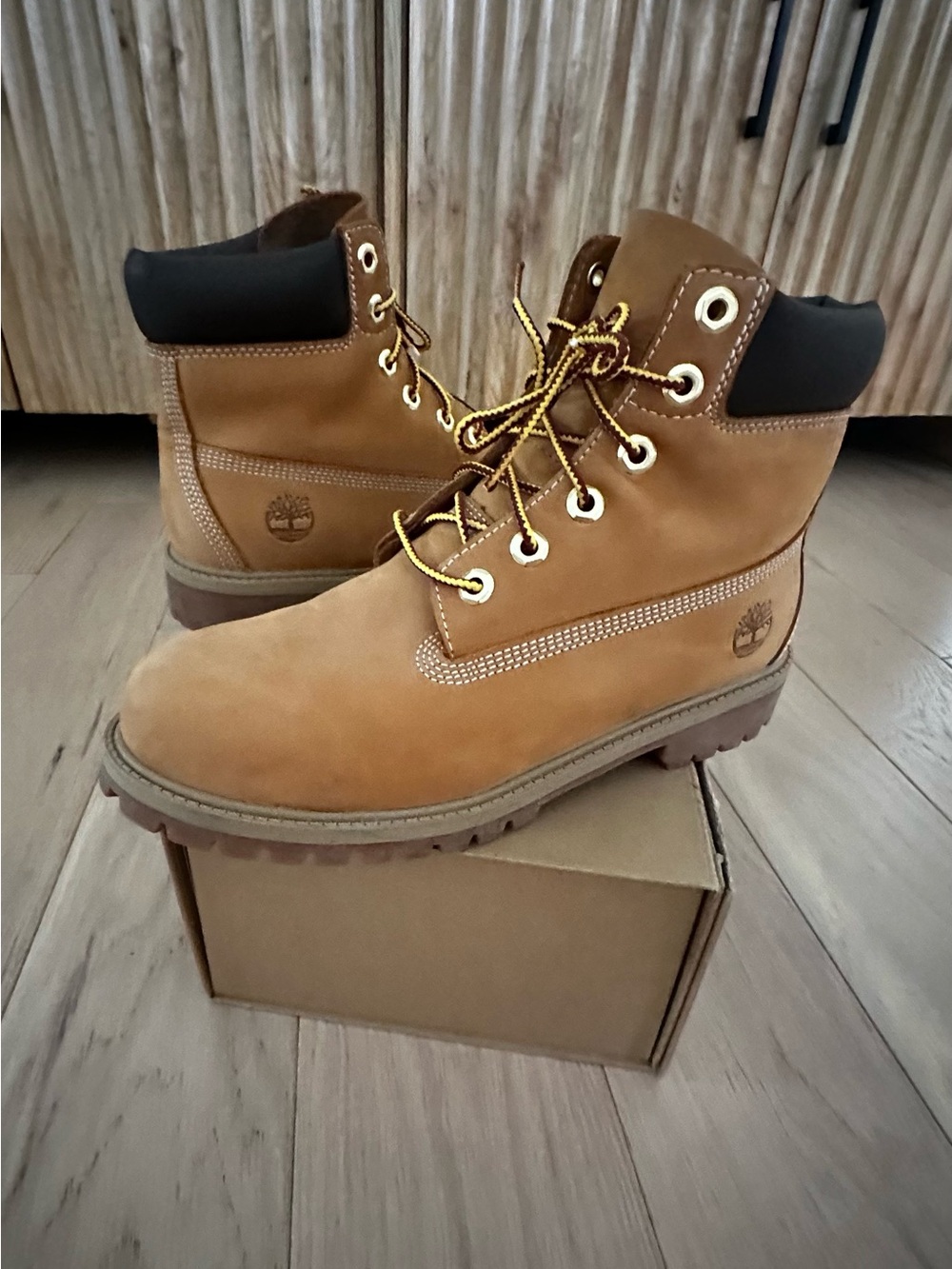 Timberland boots size 7 - Picture 6 of 10